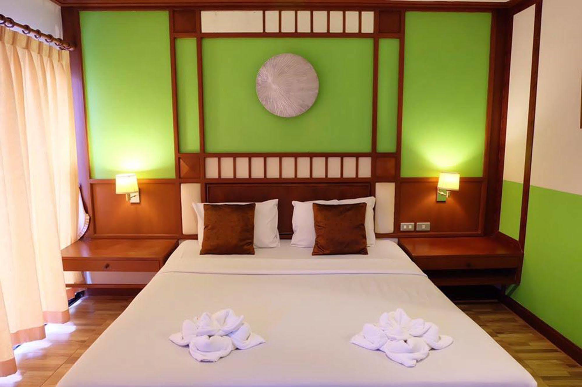 Kaneng Guesthouse HHQ Exterior foto